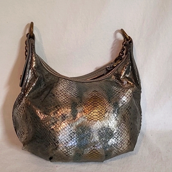 Simply Vera Hand Bag - Picture 2 of 10